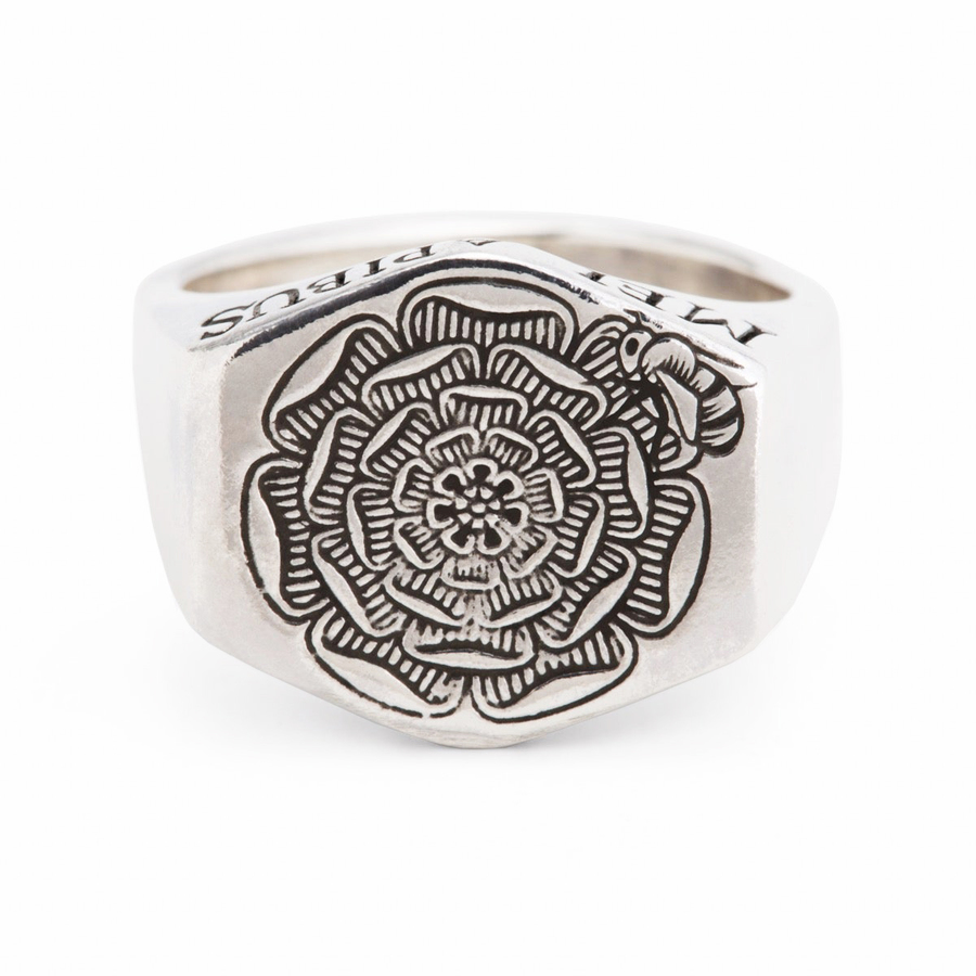 DAT ROSA oxidised sterling silver signet ring
