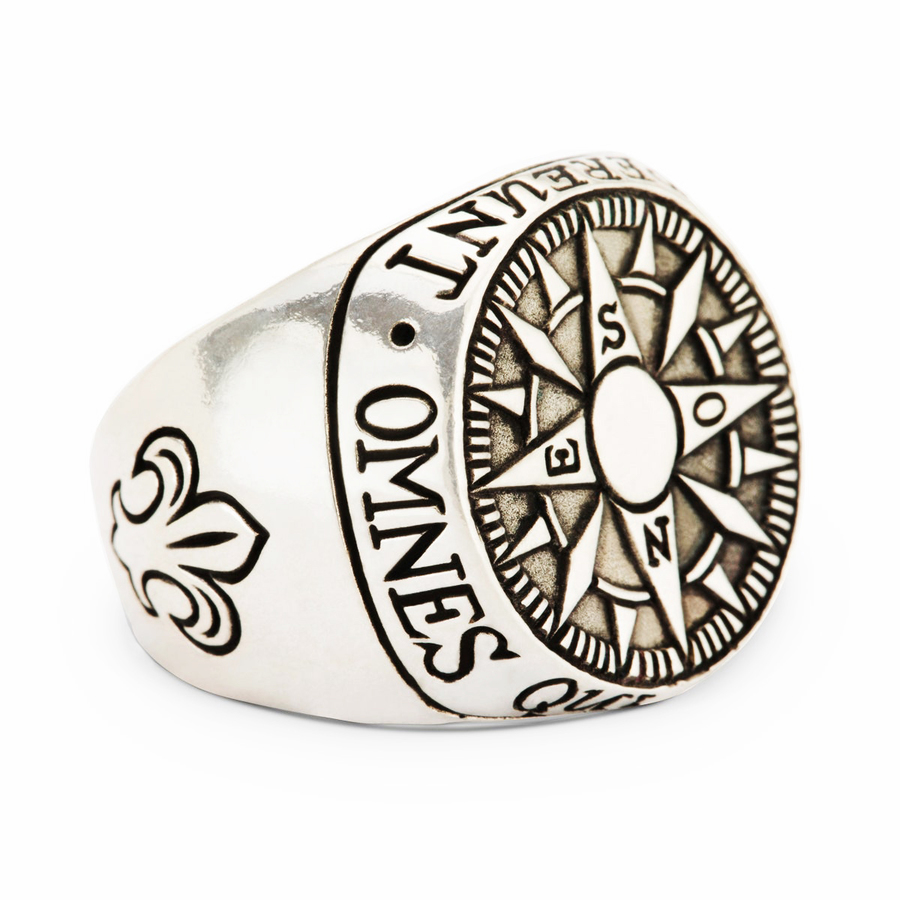COMPASSS oxidised sterling silver signet ring
